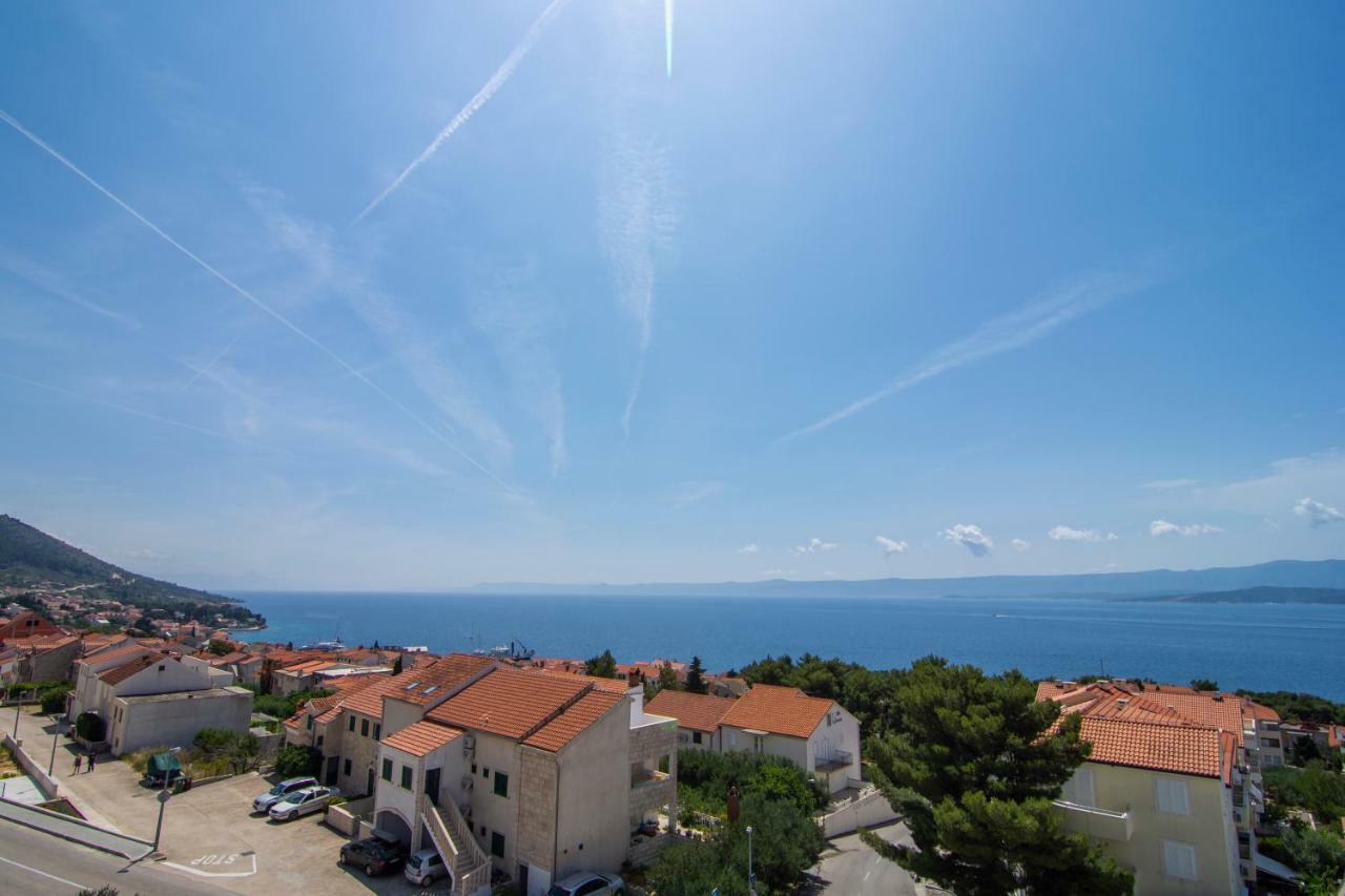 Apartments Sara 4 Бол Екстериор снимка